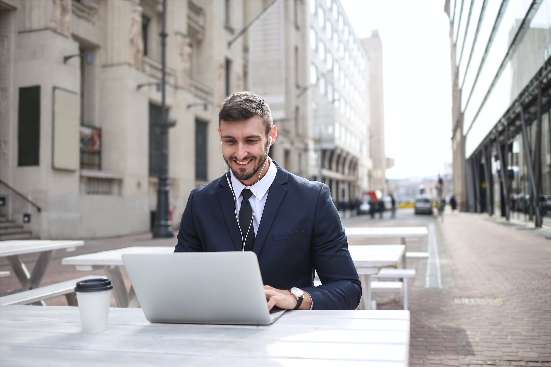 Top 10 Freelance Jobs for Creative Professionals