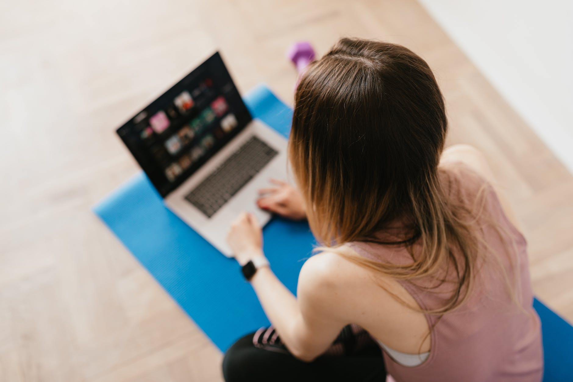 How to Use social media to Generate Leads