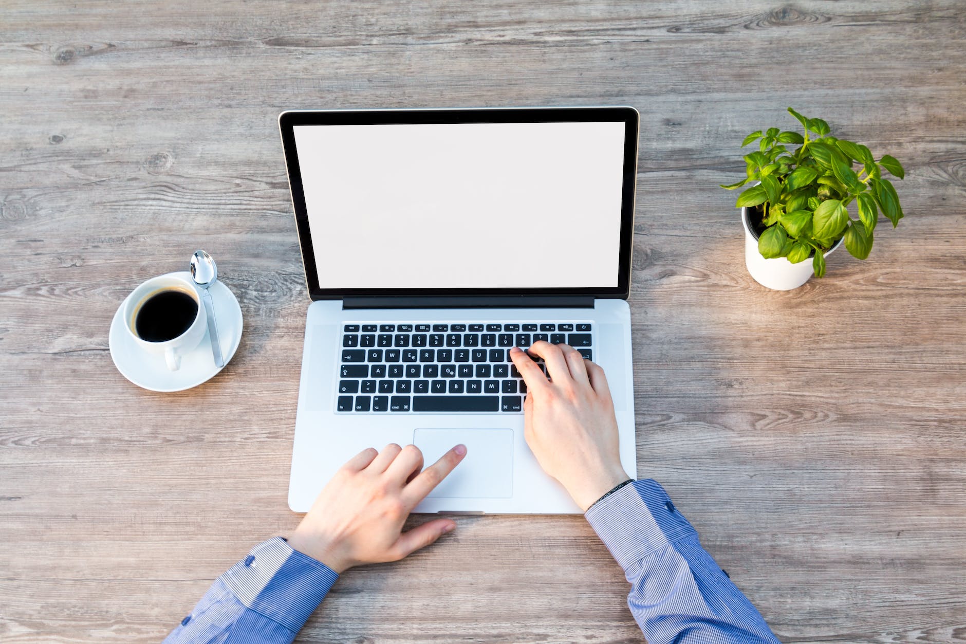 How to Make Money with Upwork in 2023