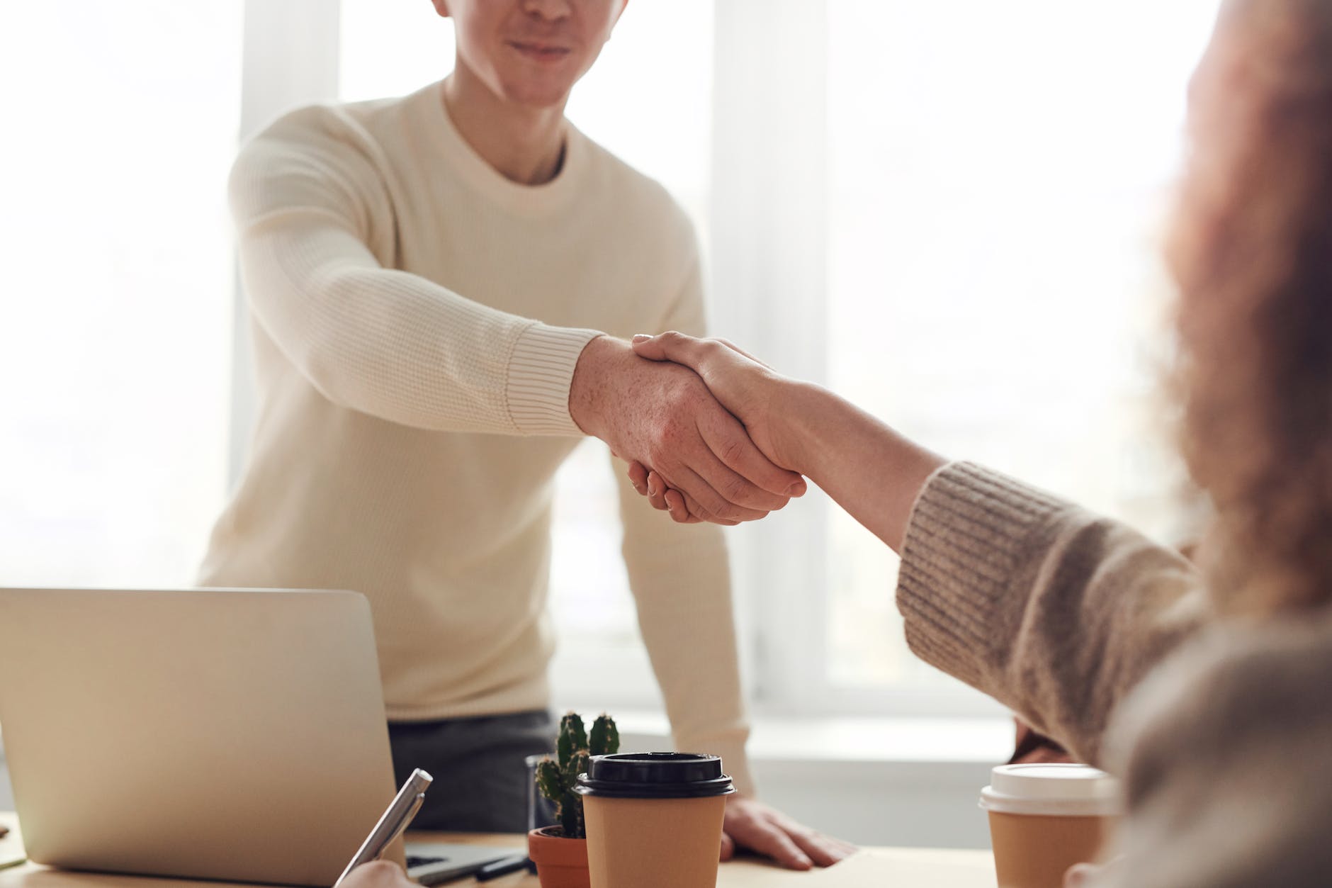 Negotiating Investor: How to Negotiate with Investors