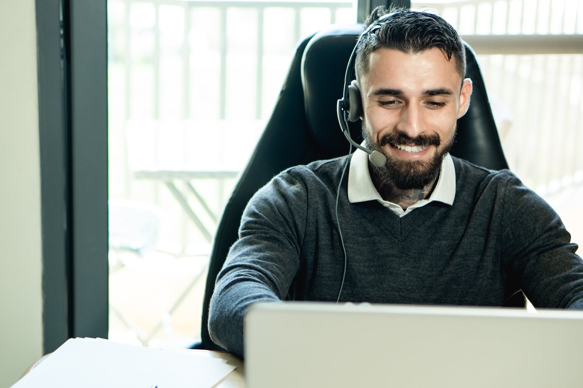 How to Use social media to Provide Customer Service